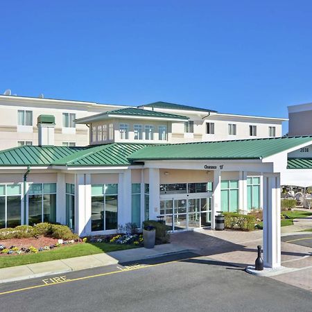 Hilton Garden Inn Риверхед Экстерьер фото